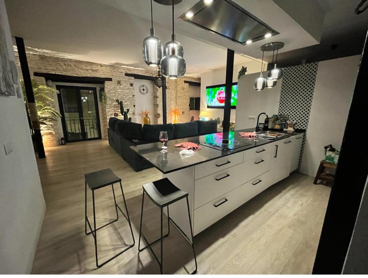 Casa Duque Compartida Familiar 1-Habitacion Con Bano Propio 세비야 외부 사진