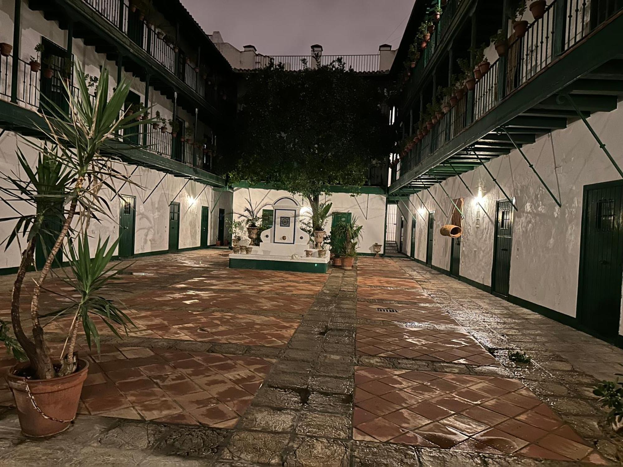 Casa Duque Compartida Familiar 1-Habitacion Con Bano Propio 세비야 외부 사진